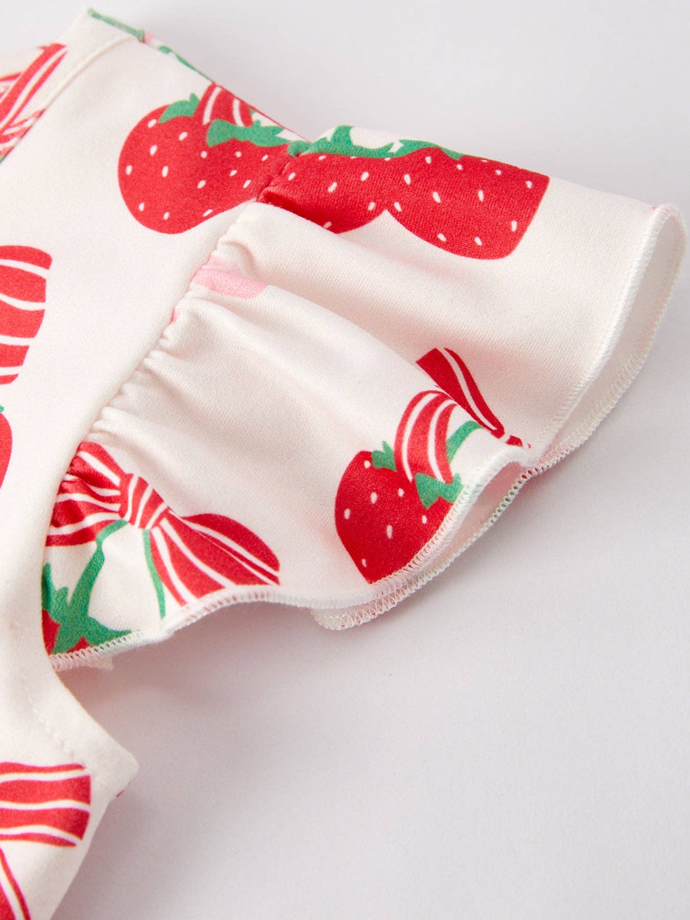 Charming Strawberry Dress for Little Ones: 5