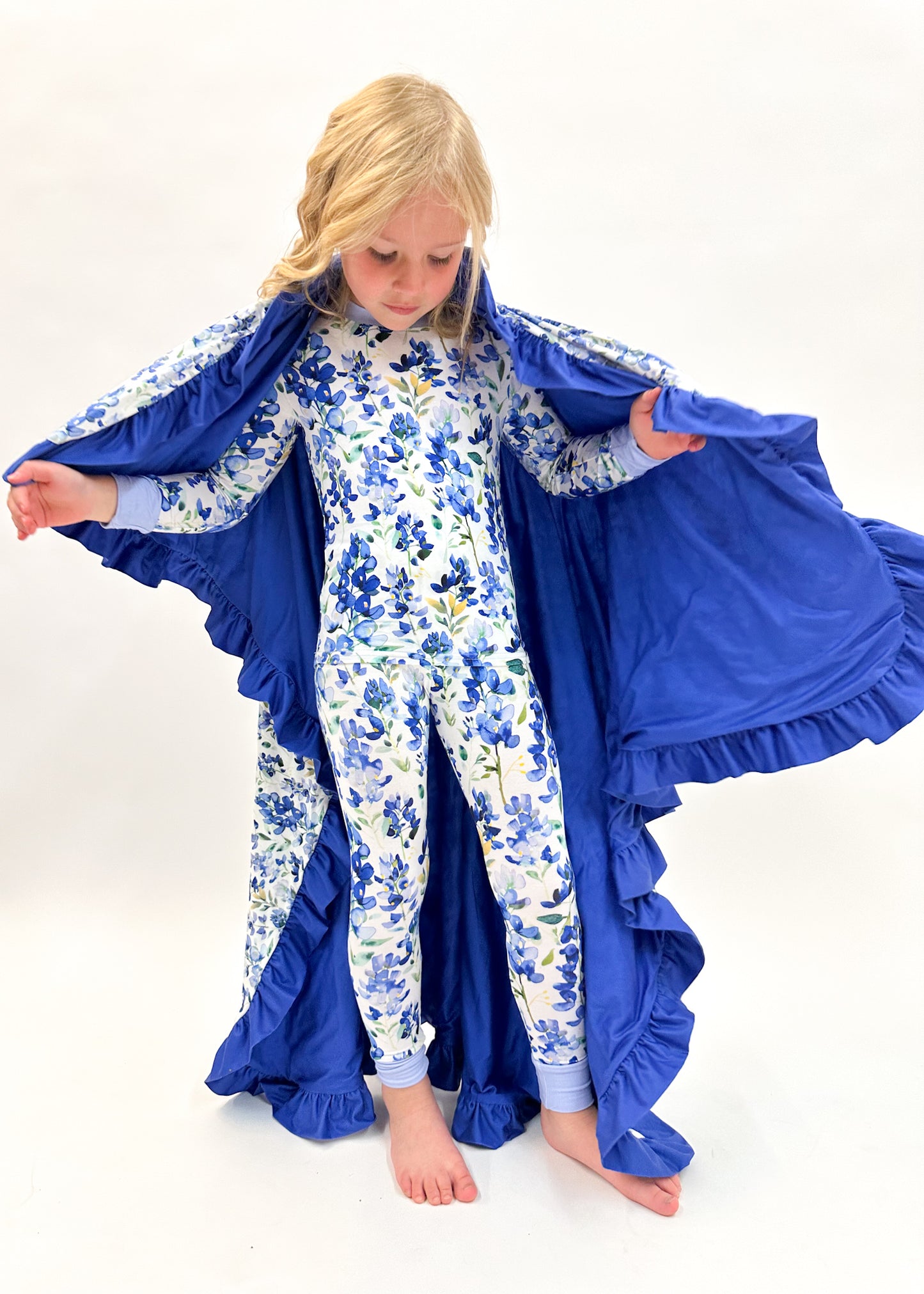 Bluebonnet Oversized Ruffle Blanket