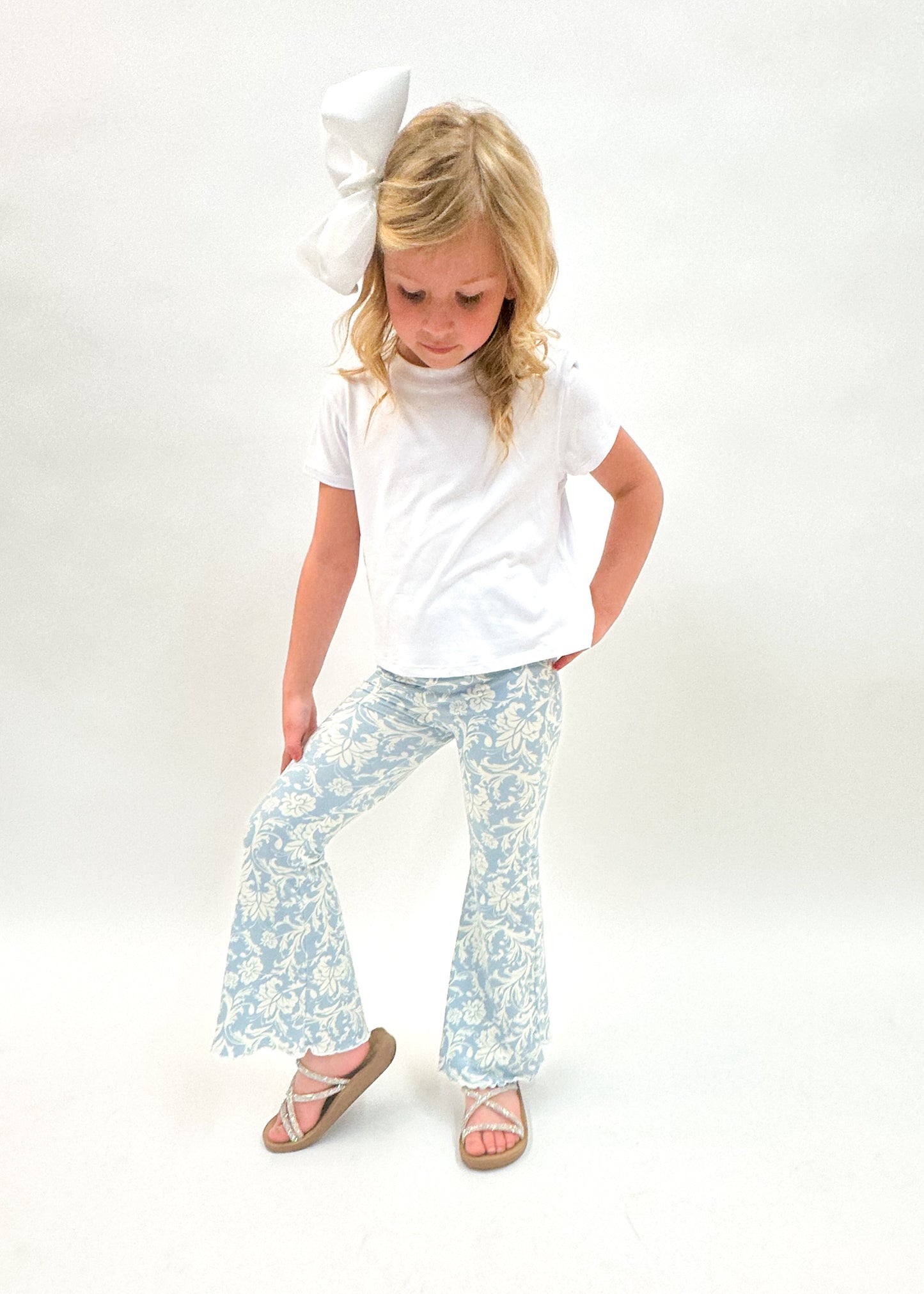 Damask Ribbed Bell Bottom Leggings